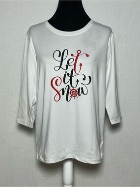 YARN & SEA White Stretch 3/4 Sleeve Shirt with “Let it Snow” Graphic - size L